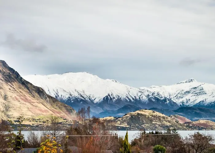 Holiday home Kiwi Bach With Amazing Views *