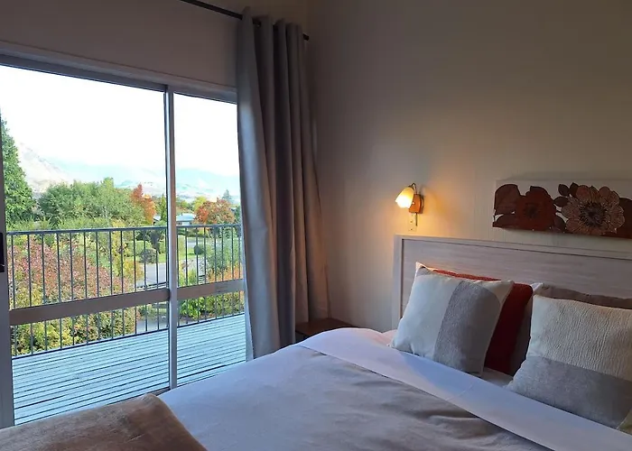 Holiday home Kiwi Bach With Amazing Views Wanaka